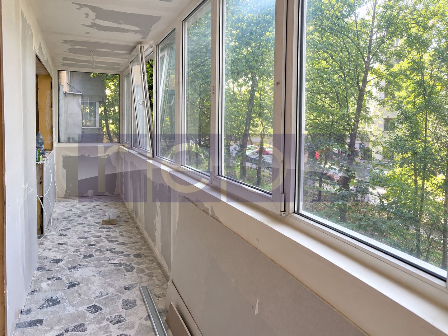 VANZARE 3 CAMERE | LACUL TEI | ETAJ 1/8 | RENOVARE COMPLETA | PREDARE LA CHEIE - Poză 3