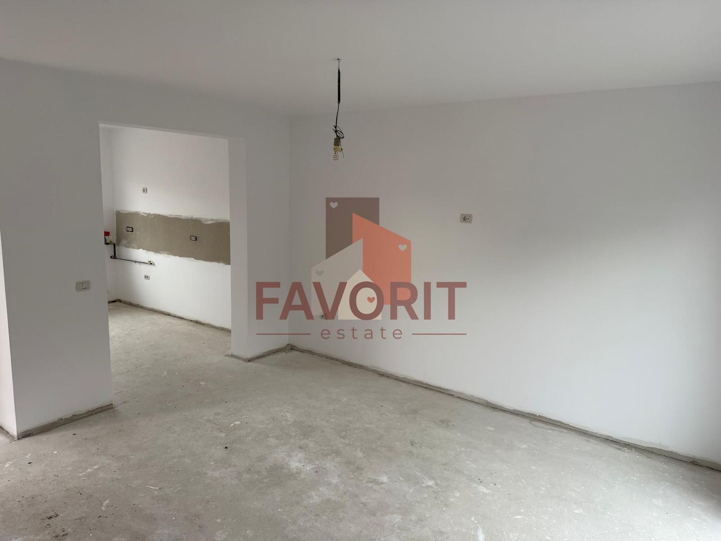 Duplex in Sanandrei | Toate utilitatile | 2 bai | Poarta acces auto | - Poză 8