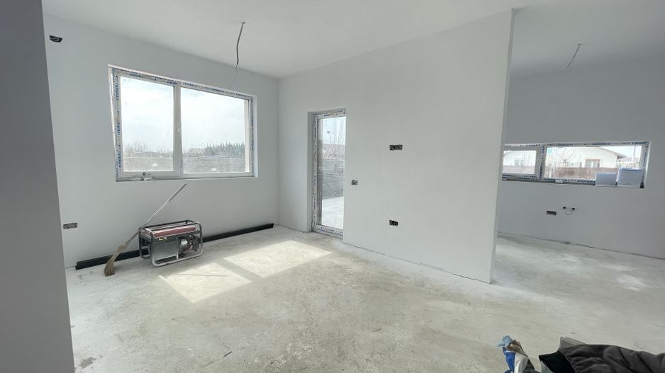 Duplex pe parter de vanzare in Bucovat - Poză 15