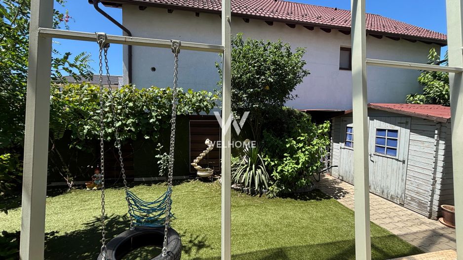 Casă amenajată de designer, garaj și pod locuibil - Șelimbăr - Poză 47