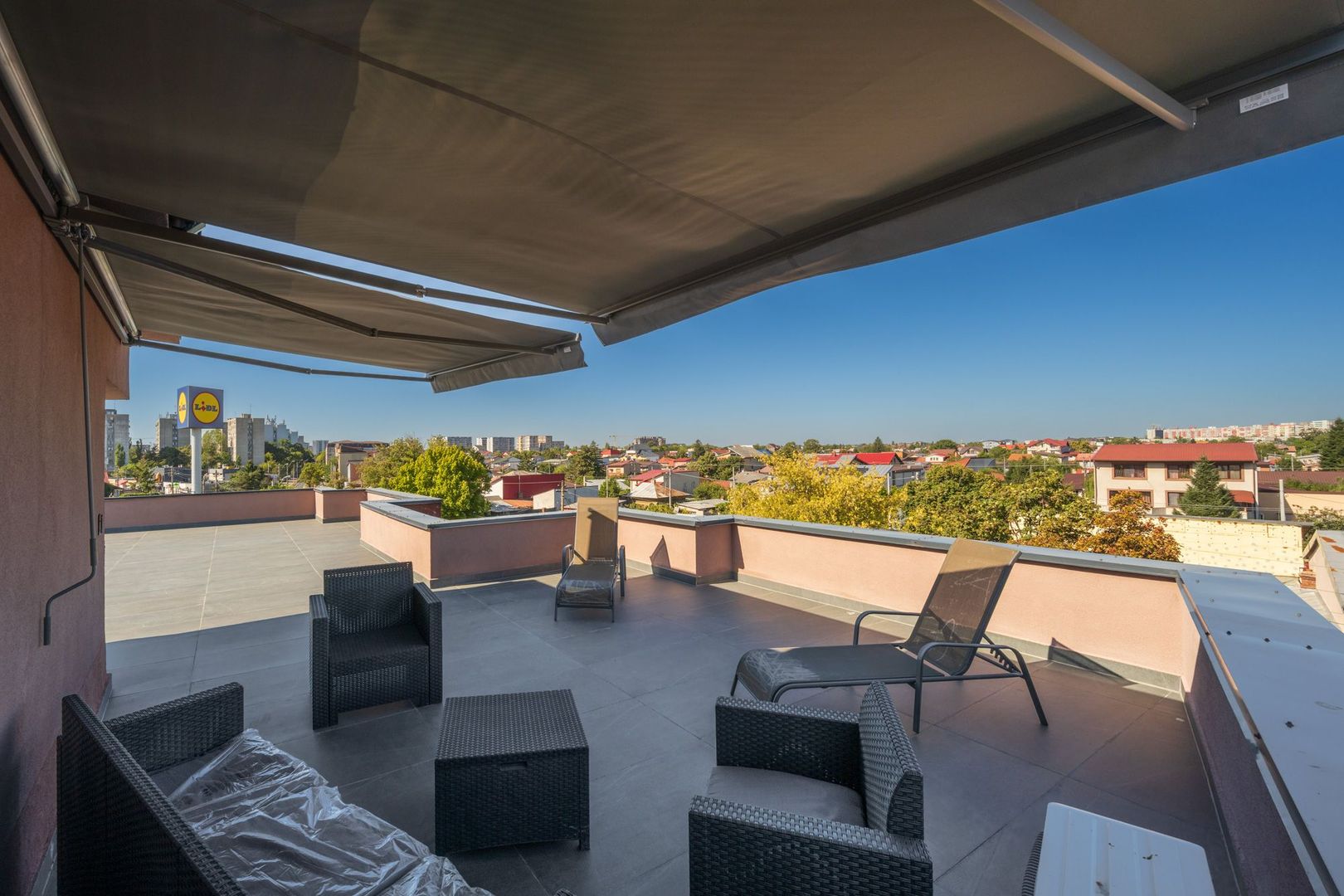 SI CASA SI AFACERE totul sub același acoperiș in Sector 5/Sălaj - LIDL - Poză 72