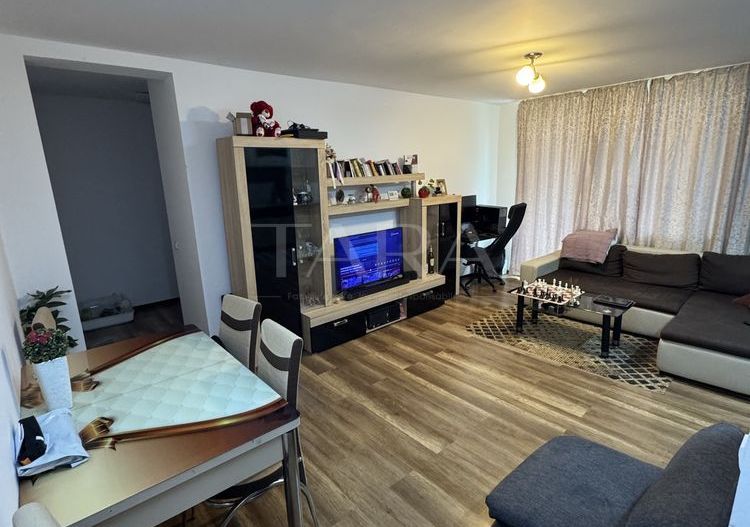 Apartament modern, 2 camere și loc de parcare, Baciu, zona Șoimului. - Poză 2