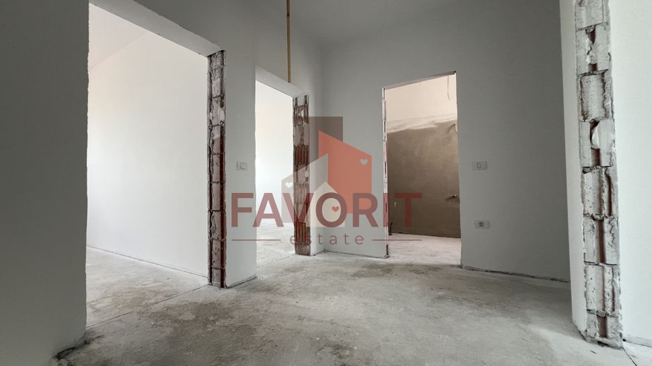 Duplex 4 camere cu etaj | 2 bai | Giroc - Poză 12