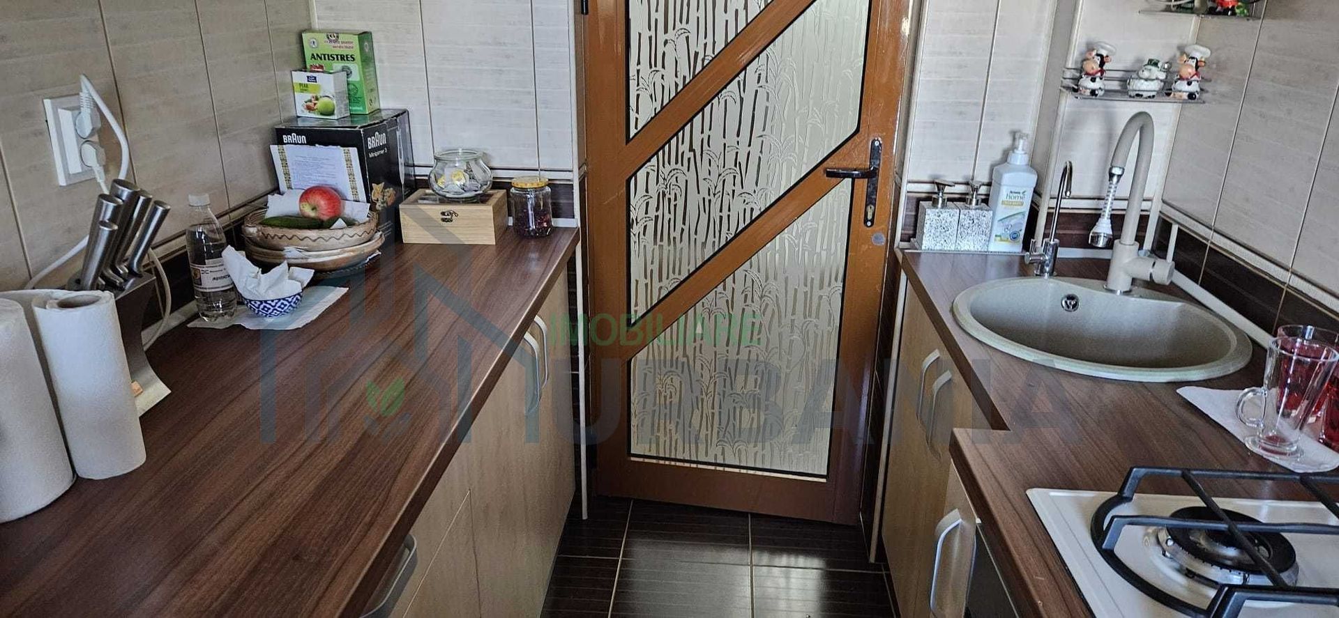 Apartament 3 camere decomandat, Podu Roș, Iași - 72,69 mp, etaj 4/10, complet mobilat și utilat - Poză 4