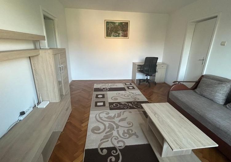 Medicina | 2 Camere | Etaj Intermediar. - Poză 1
