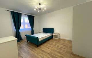 Apartament cu 3 camere, balcon si scara interioara - Poză 4