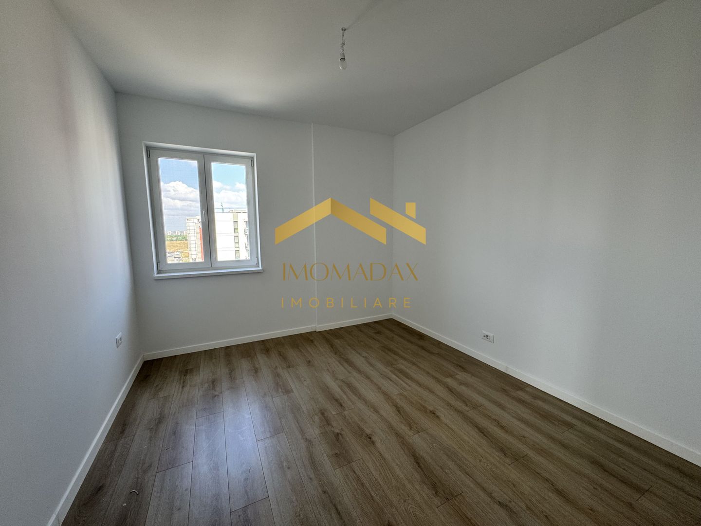 Apartament - 2 camere- etaj 1- torontalului - Poză 7