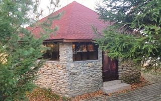 Hotel cu arhitectură montană deosebită poziționare premium Sâmbătă de Sus - Poză 18