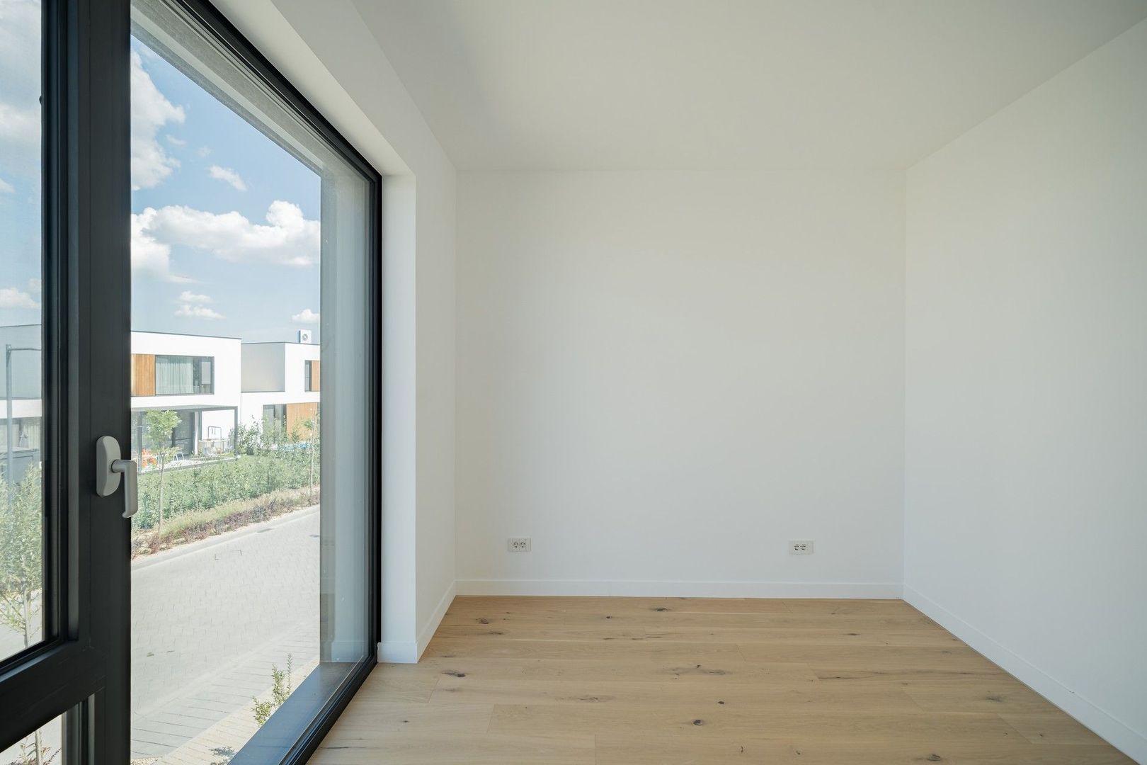 Vila cu 4 camere in Amber Forest - Poză 8
