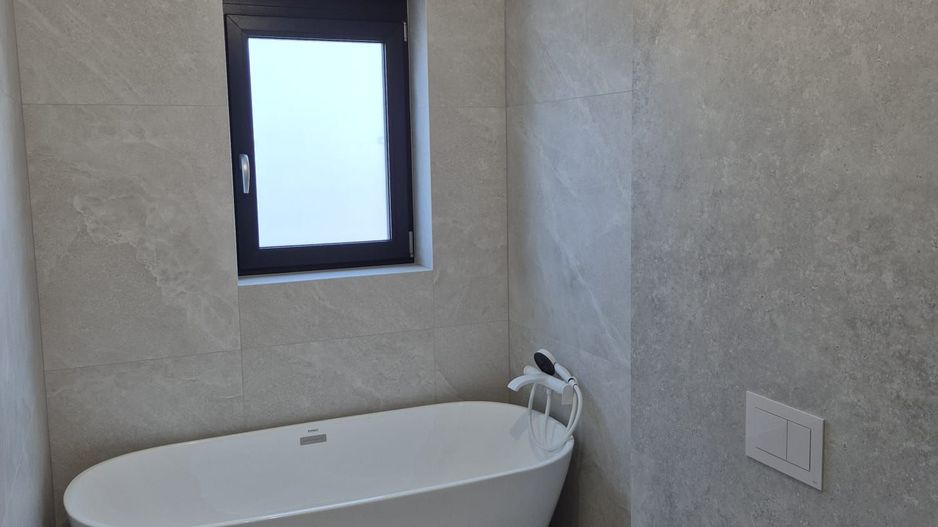 Locuinta individuala cu garaj si teren de 1000mp - Poză 25