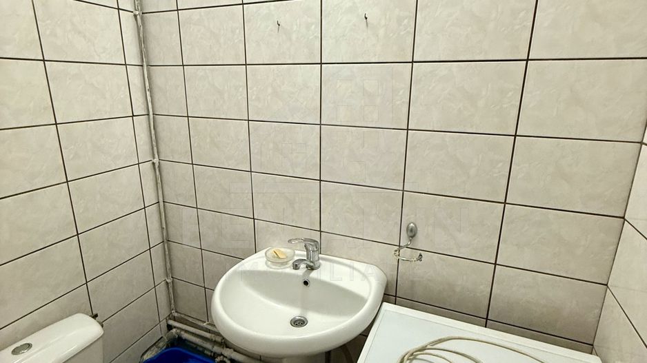 3 decomandate - 2 bai - 84mp - centrala termica - Centru - KFC - Poză 10