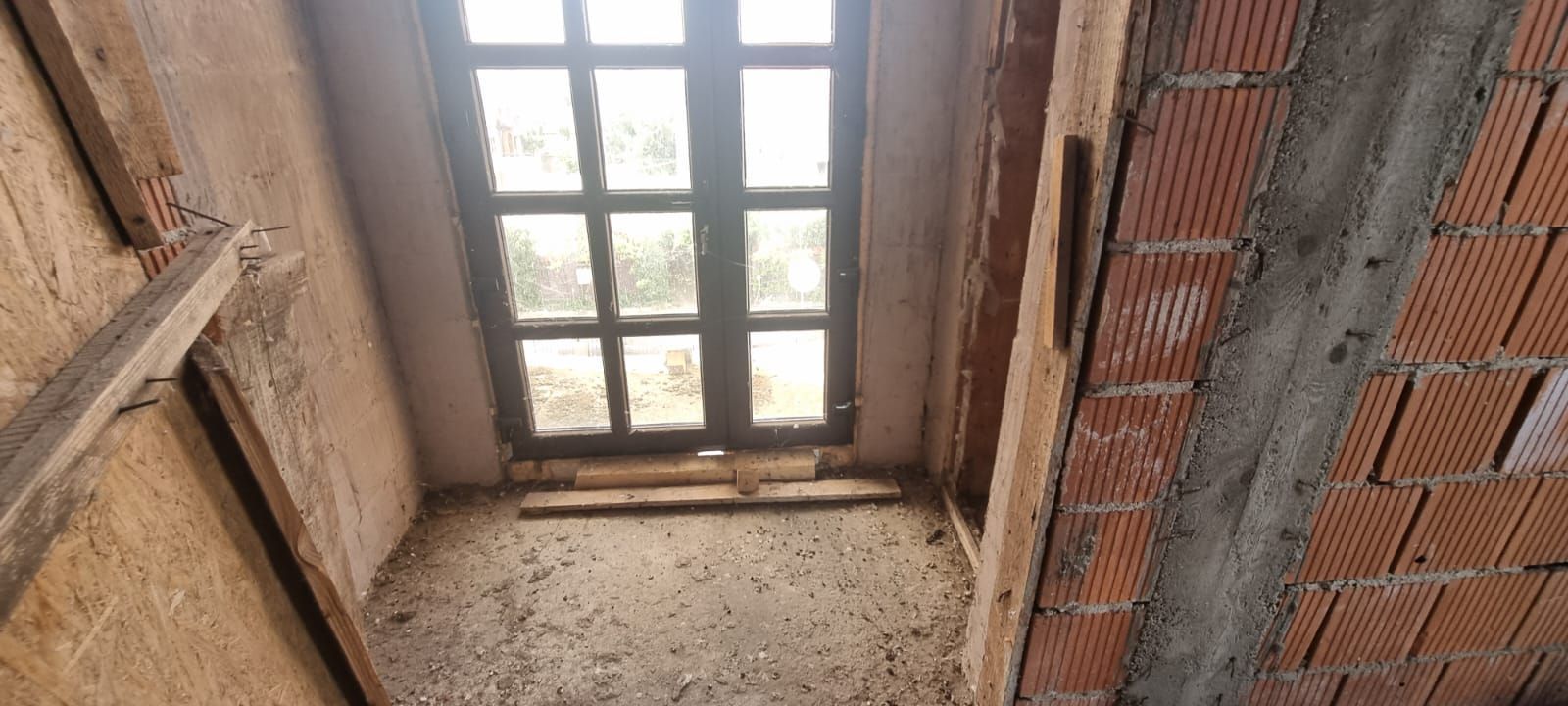 Casă la roșu în Brănești, oportunitate de preț - Poză 8