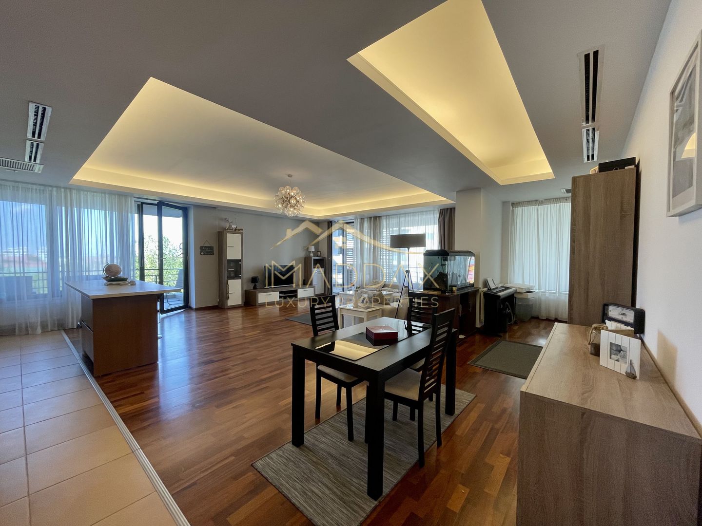 Apartament cu 3 camere *198mp*+ 2 Terase + Parking / Pipera - Poză 9