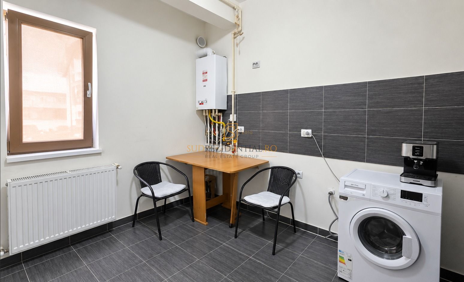 Apartament 2 camere de vanzare, loc de parcare inclus,zona Grand Arena - Poză 6