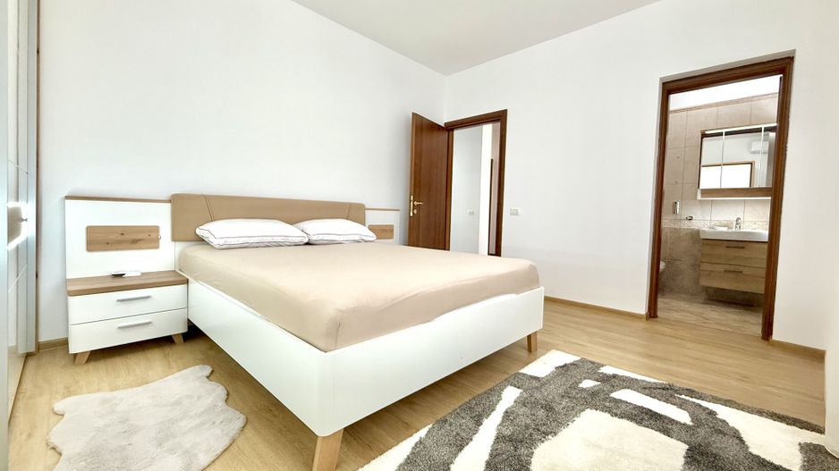 Casă tip triplex în zona centrală Dumbrăvița - Poză 12