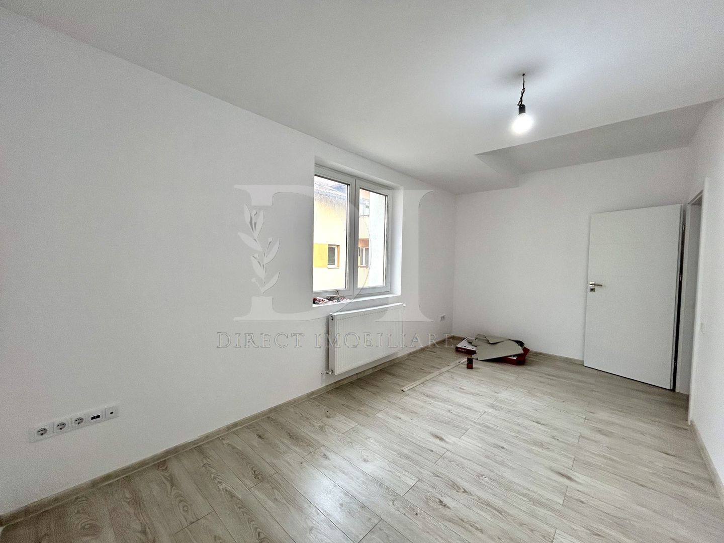 Apartament  2 camere de vanzare / Eroilor / Floresti - Poză 3