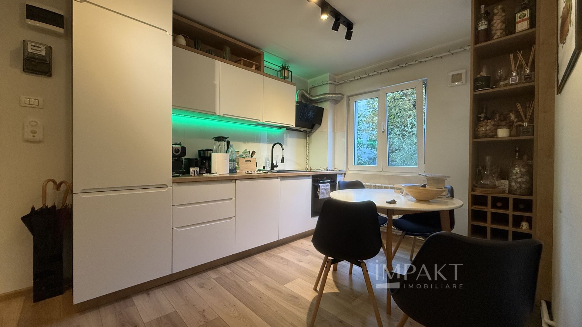 Apartament cu 3 camere finisat la cheie in Gheorgheni - Poză 2