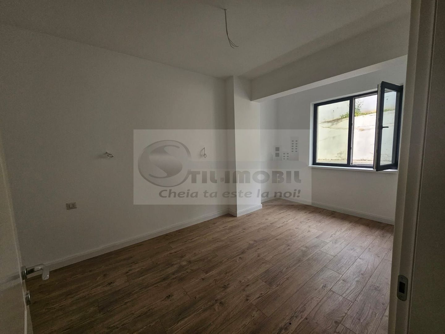 Apartament cu 2 camere decomandat Pacurari 65mp - parcare subterana - Poză 5