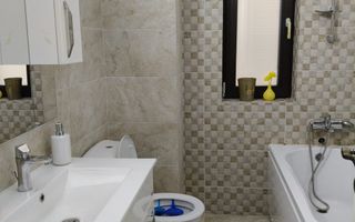 Garsonieră 42 mp de închiriat – zonă ultracentrală Târgu Jiu, ideală birou - Poză 4