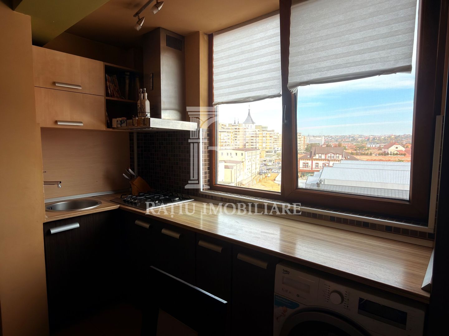 Apartament 3 camere | 2 dormitoare | Centrul Civic | Oradea - Poză 8