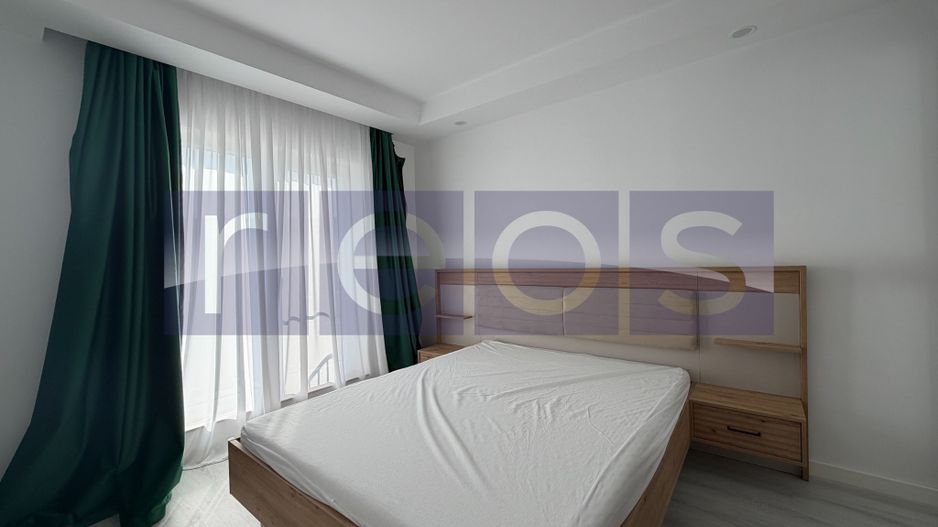 VILA 3 CAMERE CU GRADINA | VEDERE LAC SI PISCINA | COSMOPOLIS | 2 LOCURI PARCARE - Poză 3