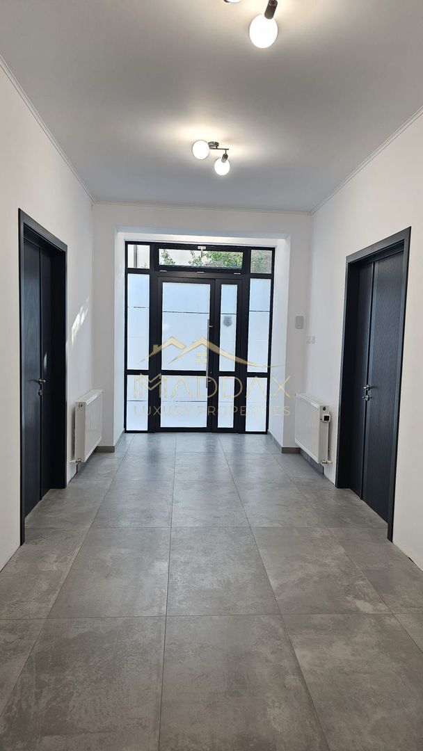 Sediu Birouri 140 mp | Vilă Individuală Singur Curte | Zonă Centrală | Parcare - Poză 3