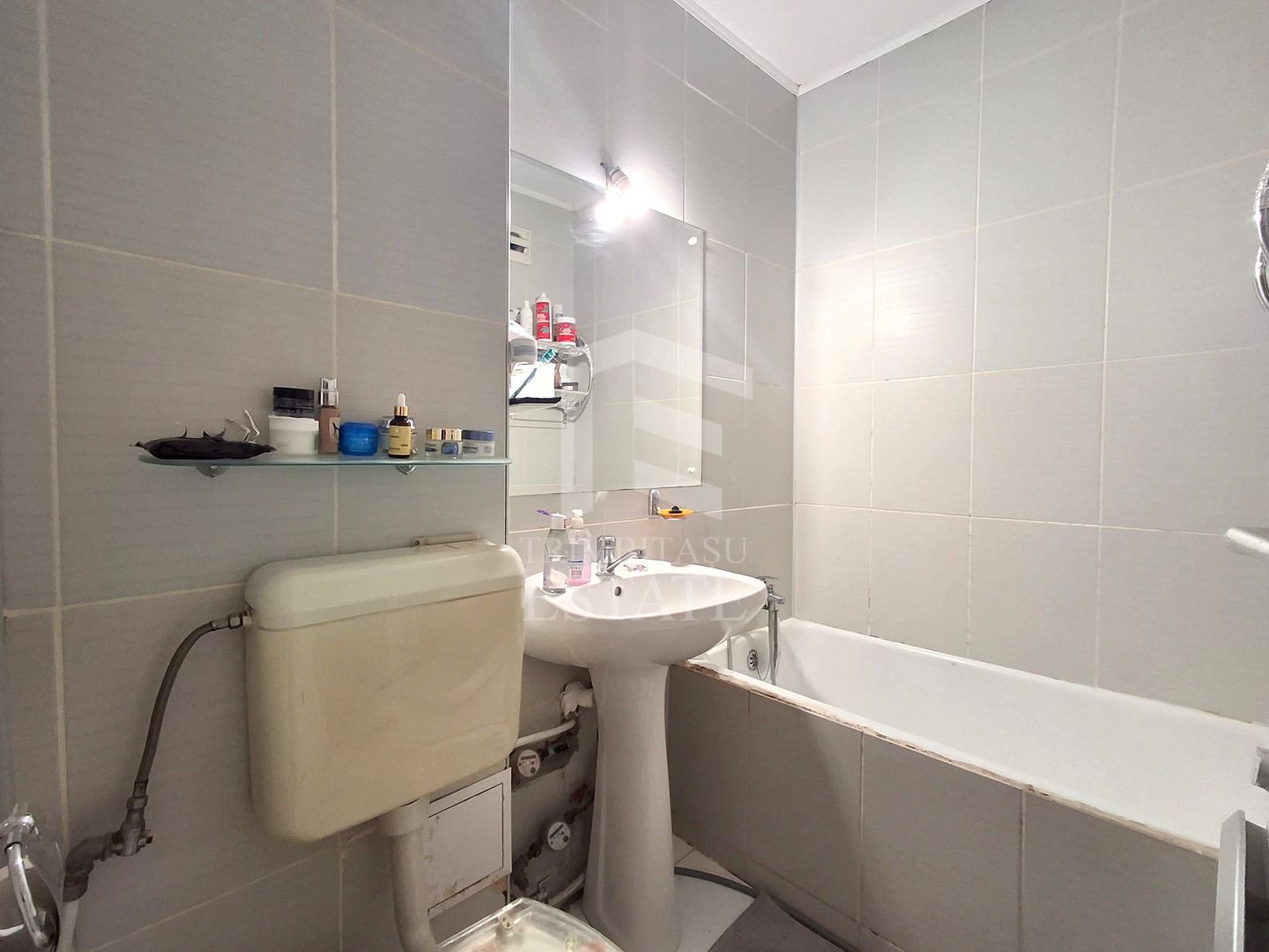 De Vanzare Apartament 2 Camere Pajura - Poză 10