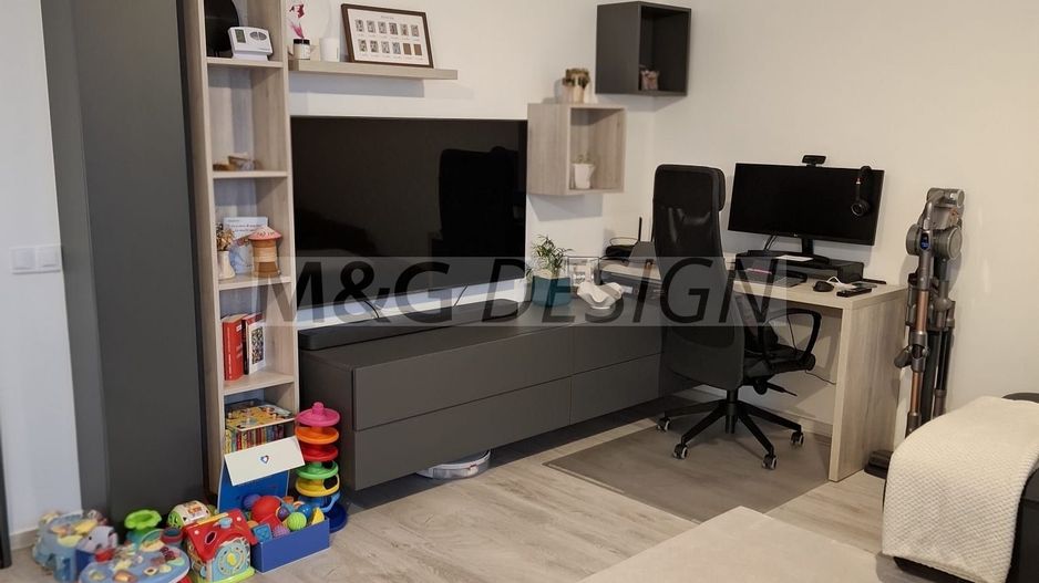 .2 camere  Dumbravita etaj 1 , bucatarie inchisa - Poză 2