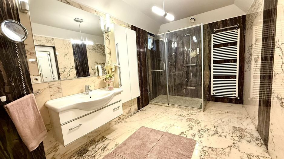 BRASADAS vinde casa rezidențială cu posibilitate spatiu com. - Poză 18
