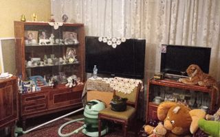 Apartament cu trei camere, Aparatorii Patriei, 130.000€, 0% comision cumparator - Poză 1