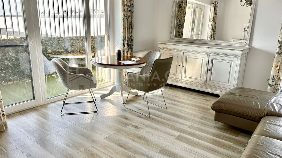 Apartament 3 camere decomandat, 2 bai, parcare, boxa, Kasper Coresi - Poză 1