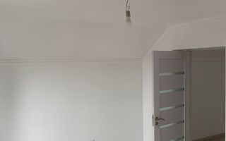 Popas Pacurari- 5 min de Atrium Garden- Vila 4 camere renovata ! - Poză 13