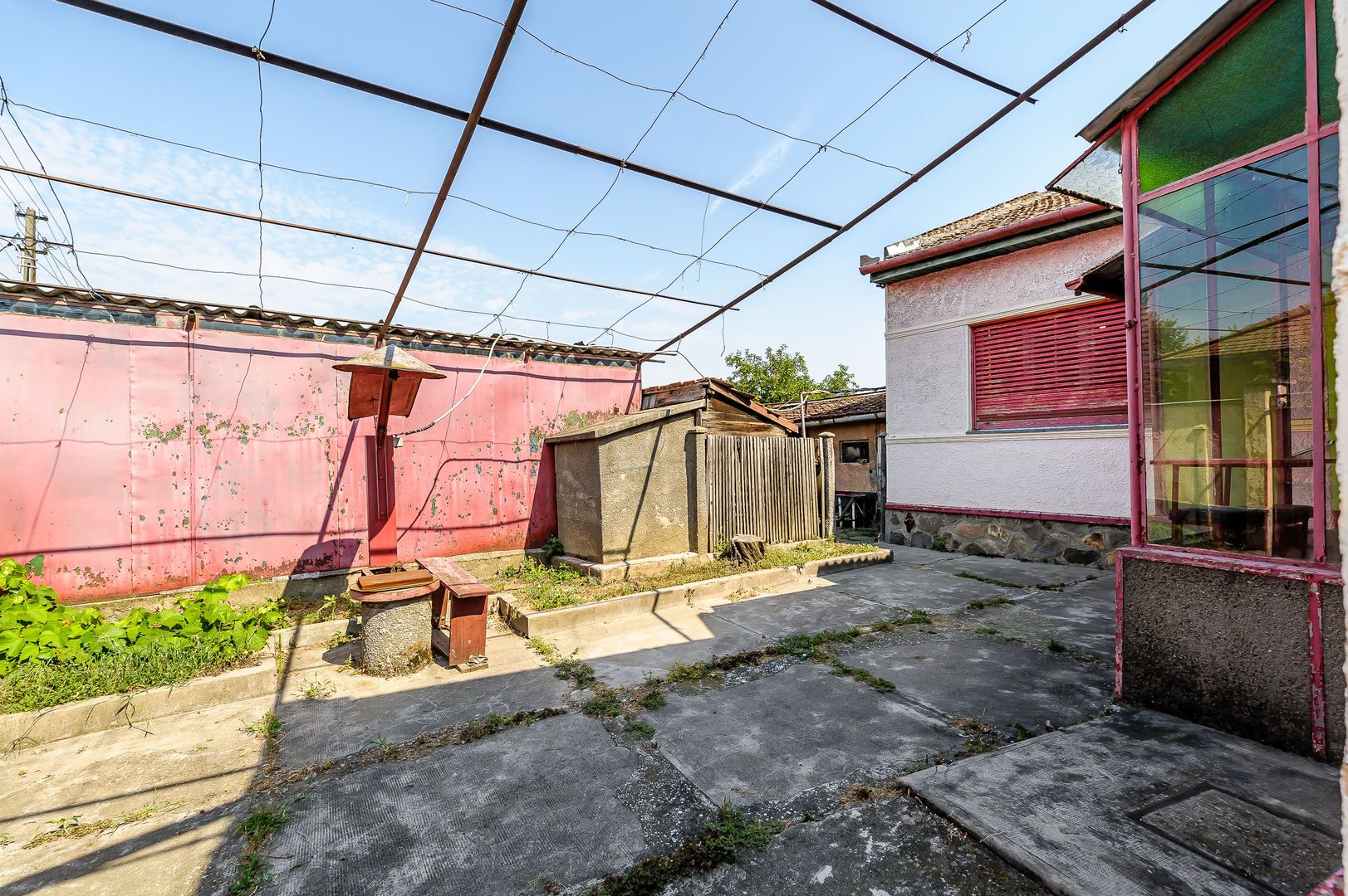 VANDUT! Casă  în Grădiște - Poză 11