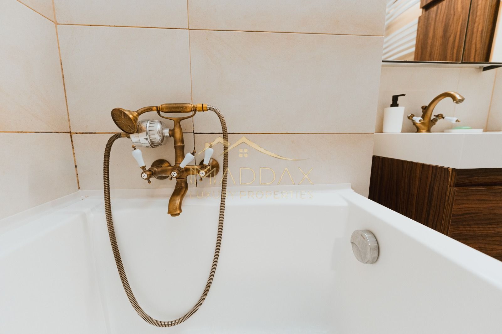 4 camere premium // duplex // Ideal birou cabinet // Calea Victoriei - Poză 44