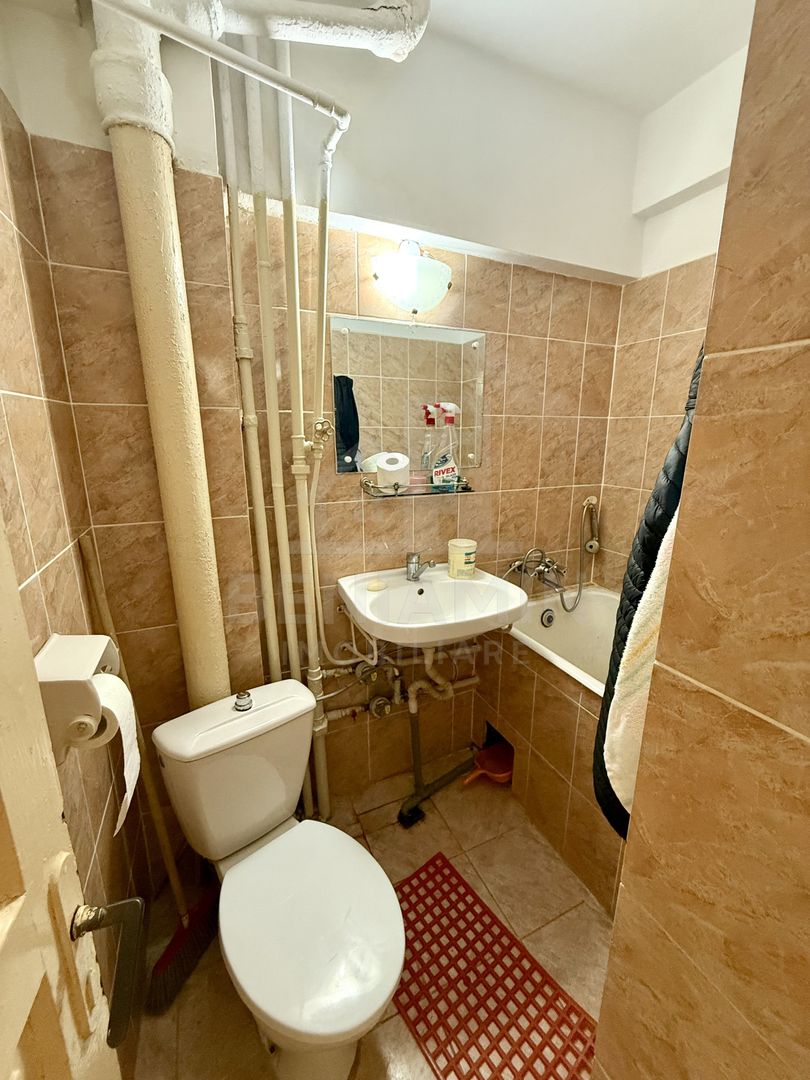 2 camere - etaj 1 - investitie - zona excelenta - Cinema Patria - Poză 6
