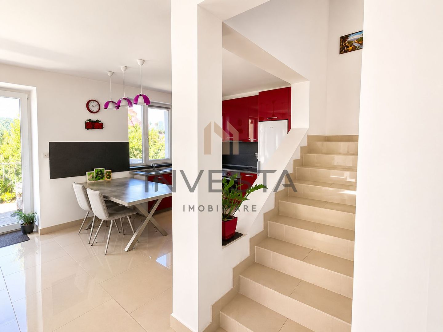 Casa tip duplex cu 4 camere de inchiriat in cartierul Europa - Poză 5