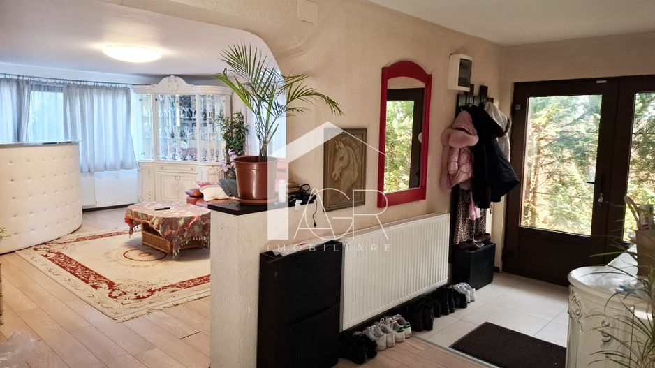 Casa cu 5 camere de vanzare, Tantareni - Poză 4