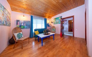 Pensiune de vânzare în Râșnov | 14 camere | 427 mp - Poză 29