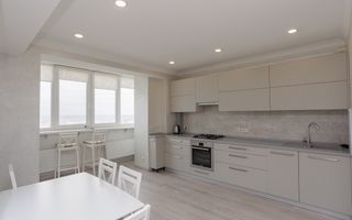 Spre vînzare apartament spațios, 2 dormitoare și living, sec. Botanica - Poză 9