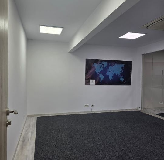 B-dul Mamaia - zona Delfinariu | Spațiu ideal pentru birou | 80mp - Poză 4