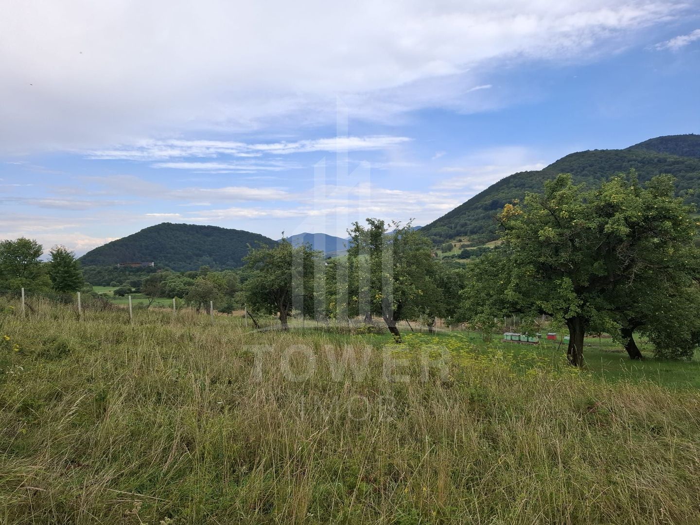 Teren de vânzare în Fântânele, 1512 mp, cu priveliște panoramică spre munți - Poză 2