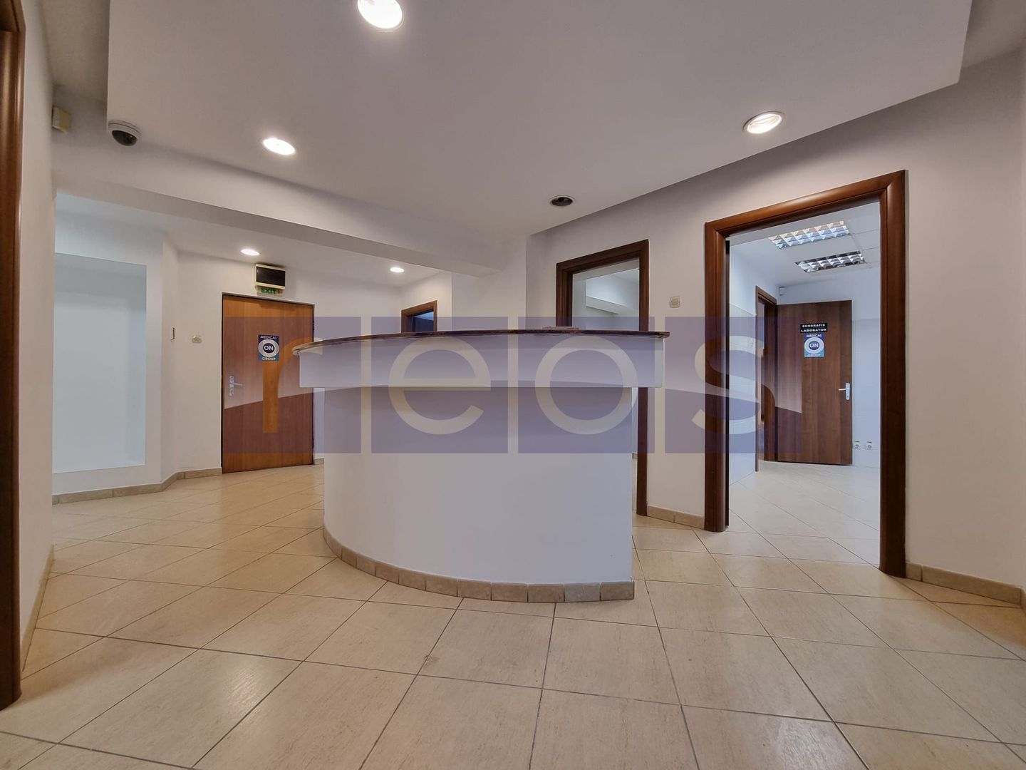 VANZARE SPATIU COMERCIAL | 30 CAMERE | ZONA UNIRII - Poză 5