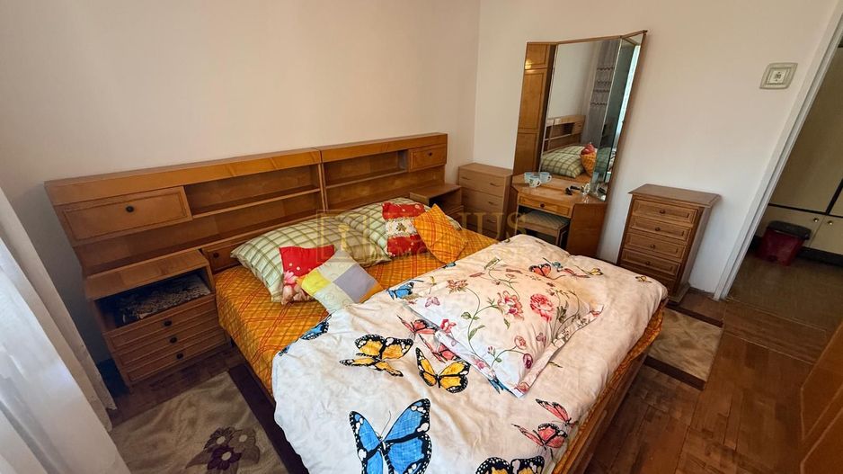 2 camere| cu vedere catre Bega-zona superba| apartament frumos, costuri mici| - Poză 2