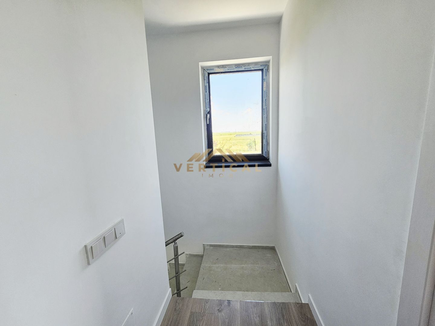 Vila 4 camere in centrul comunei Berceni - Poză 14