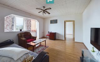 Apartament cu 2 camere în Vlaicu - Poză 3