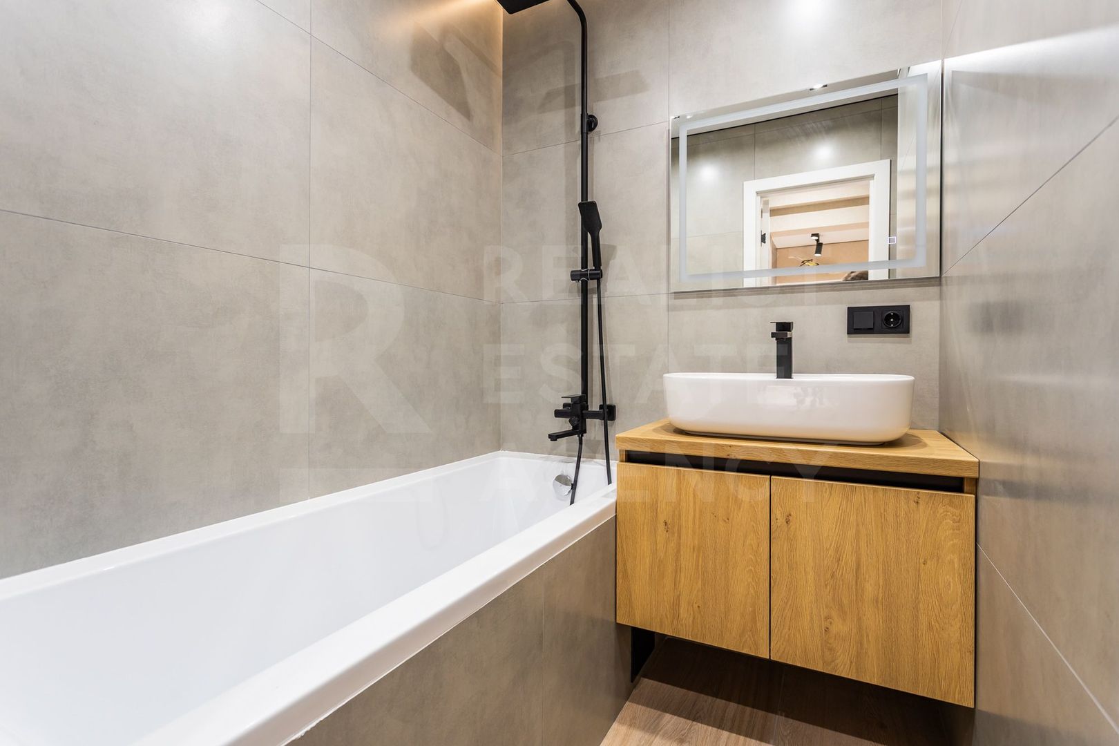 Vânzare, apartament, 2 camere, str. Ginta Latină, sectorul Ciocana - Poză 12