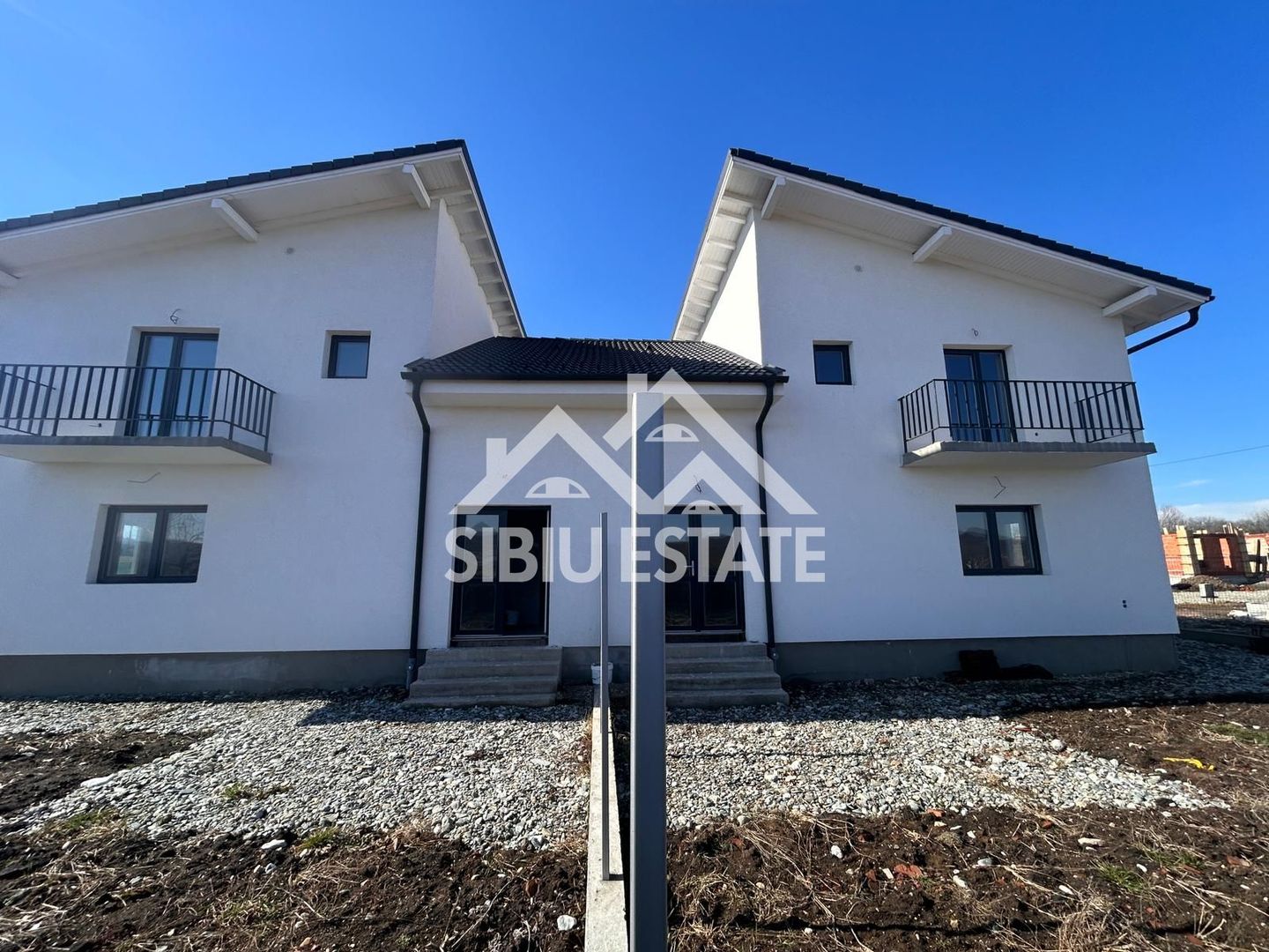Casa duplex de vanzare 4 camere, 2 bai-s.u. 142 mp. PRET AVANTAJOS - Poză 43