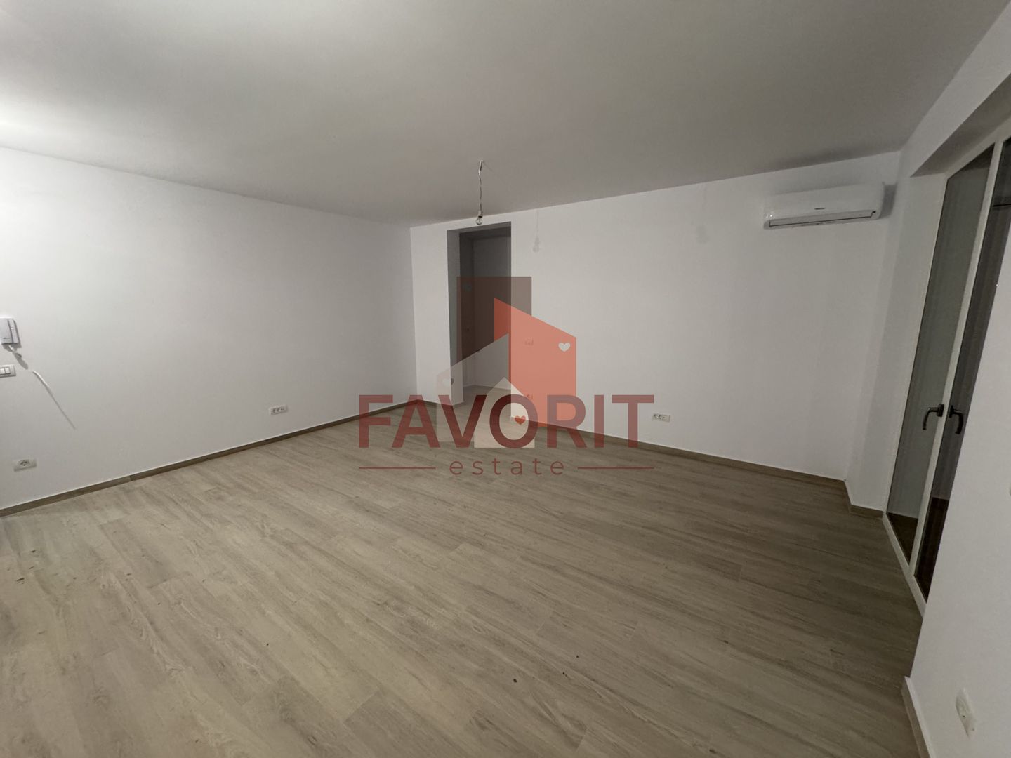 Disponibil imediat. 1 loc de parcare in CF. TVA 21% inclus. - Poză 6