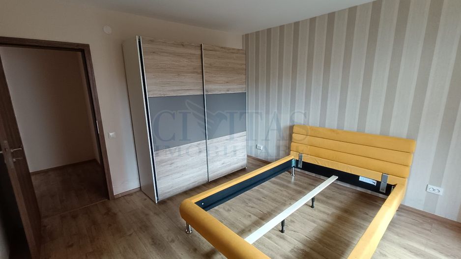 2 camere 45 mp, cu LOC PARCARE SI GRADINA, zona Terra - Poză 3