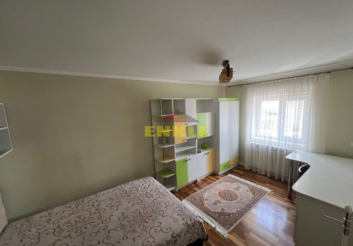 De inchiriat apartament cu 3 camere, Zona Stejari - Poză 3